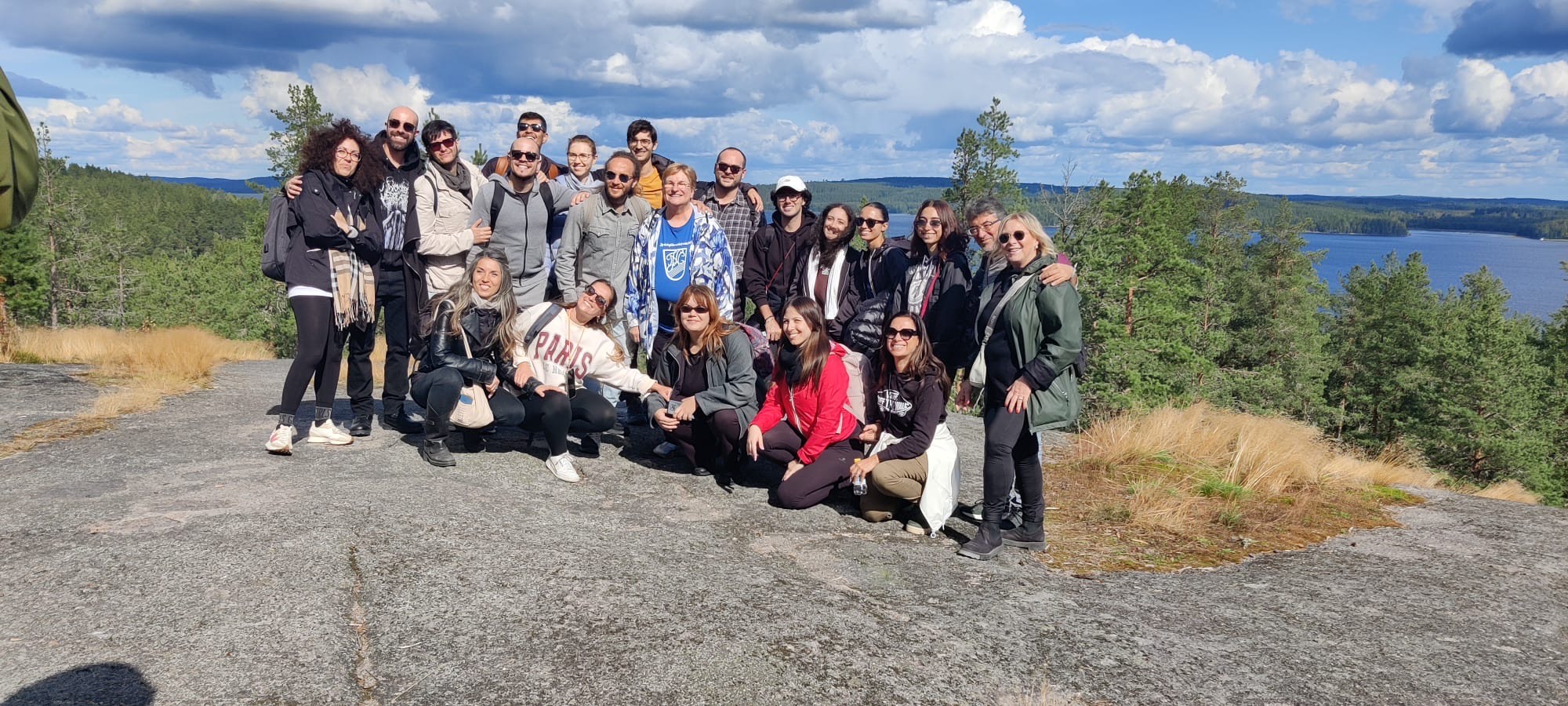 Turistiretkellä italialaisten kanssa – kulttuuria, luontoelämyksiä ja yhdessäoloa